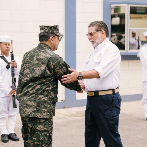 Honduras fortalece su seguridad marítima con moderno radar para la Fuerza Naval